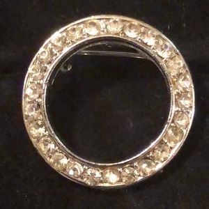 NWOT Rhinestone Silver Tone Circle Brooch